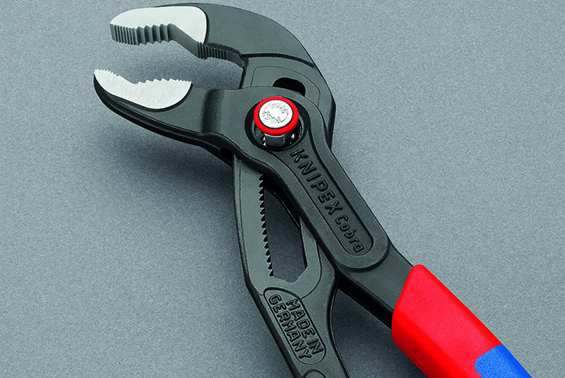 GIVEAWAY: Knipex Cobra pliers