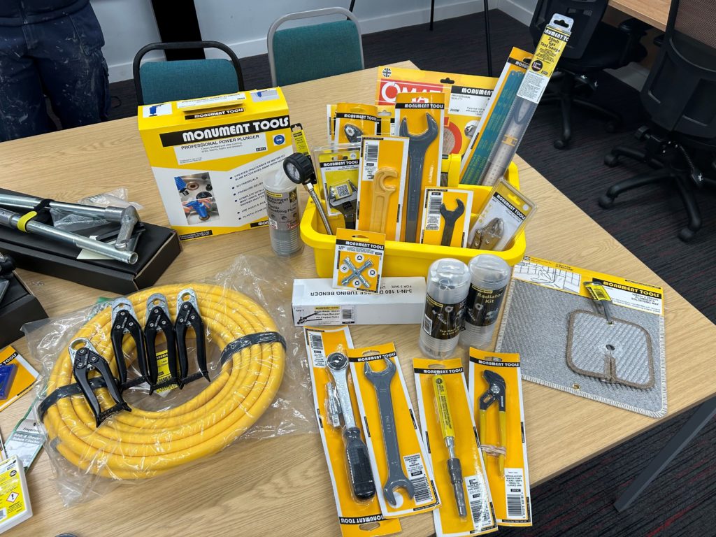 Apprentices awarded with gear bursaries  