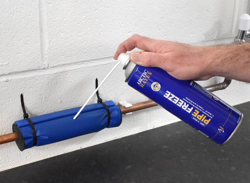 WIN | Arctic Hayes Pipe Freezing kit
