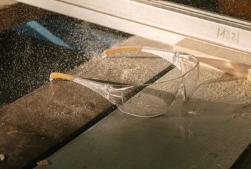 Carhartt’s range of safety glasses 