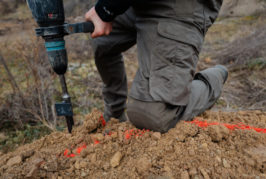 Protect knees with Carhartt’s Steel Work Trousers  