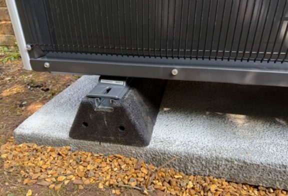 Heat pump mounting solutions 