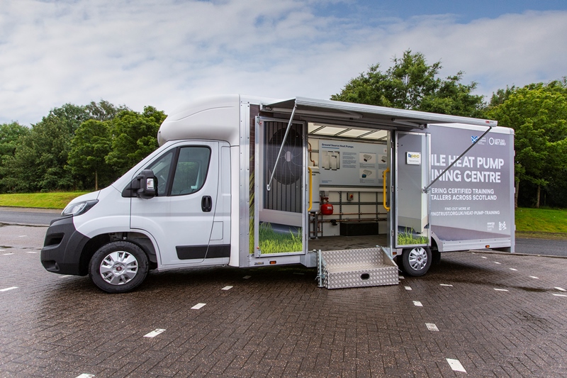 Scottish mobile heat pump training facility introduced 