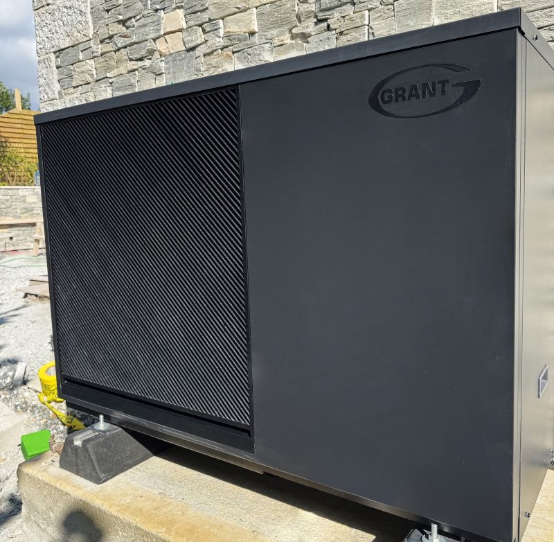 Combining a Heat Pump & UFH
