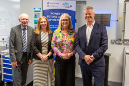 Skills Minister officially opens JTL’s new Thames Valley Training Centre  