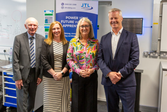 Skills Minister officially opens JTL’s new Thames Valley Training Centre  