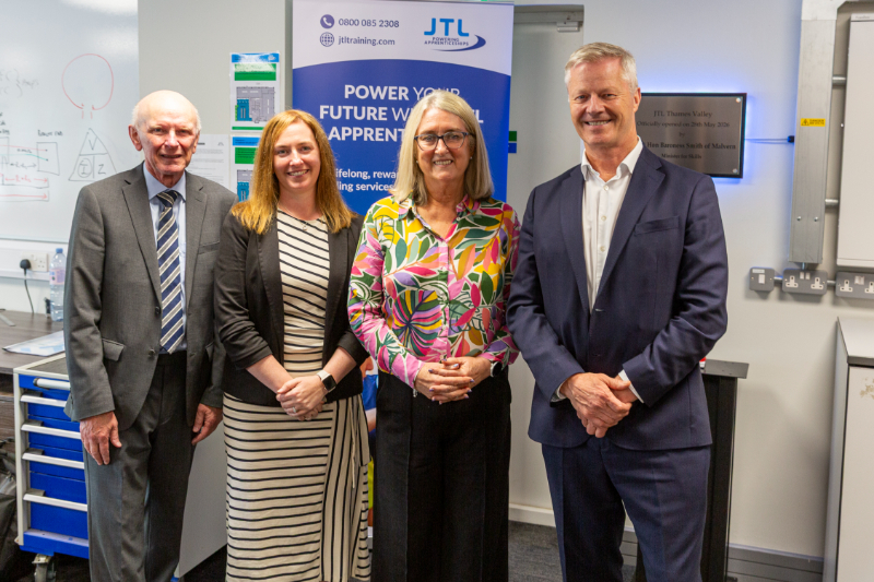Skills Minister officially opens JTL’s new Thames Valley Training Centre