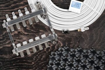 Understanding UFH manifolds 