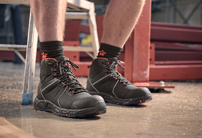 Scruffs Workwear introduces Coldwell Safety Boot 