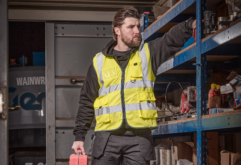 Scruffs Workwear launches high visibility collection 