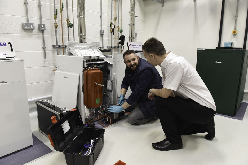 Worcester Bosch launches electrics training course