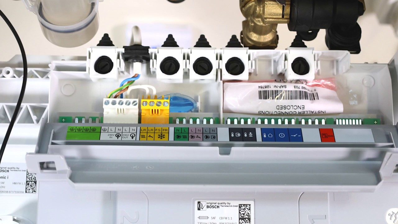 VIDEO GUIDE Wiring controls to a Worcester Greenstar gas boiler PHPI