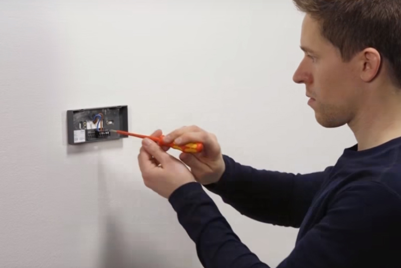 VIDEO: Installing the Danfoss TPOne