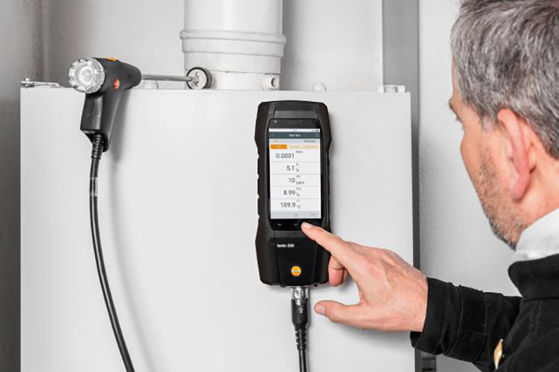 Get a free voltage tester with selected testo flue gas analysers