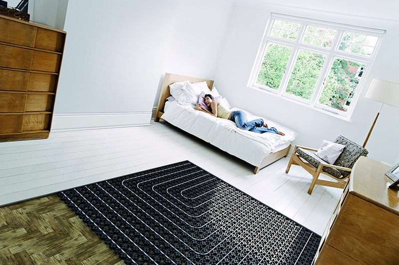 Uponor | Underfloor heating packs with autobalancing controls